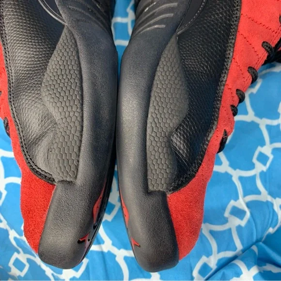 Nike Air Jordan 12 Men’s size 10 Reverse flu game retro og red black bred bulls